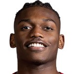 记者:米兰计划涨薪至600万续约莱奥,1.75亿解约金保持不变 新闻