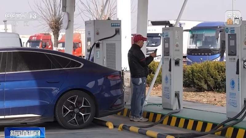  视频丨规模创历史新高！今年春节假期超28亿人次跨区域出行 新闻