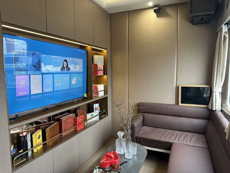  【技术解密】什邡号熊猫专列2026编组全数据：17节车厢466席背后的系统工程 新闻