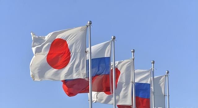  【地缘解码】张召忠二十年前的战略预警：北方四岛困局的深层逻辑 新闻