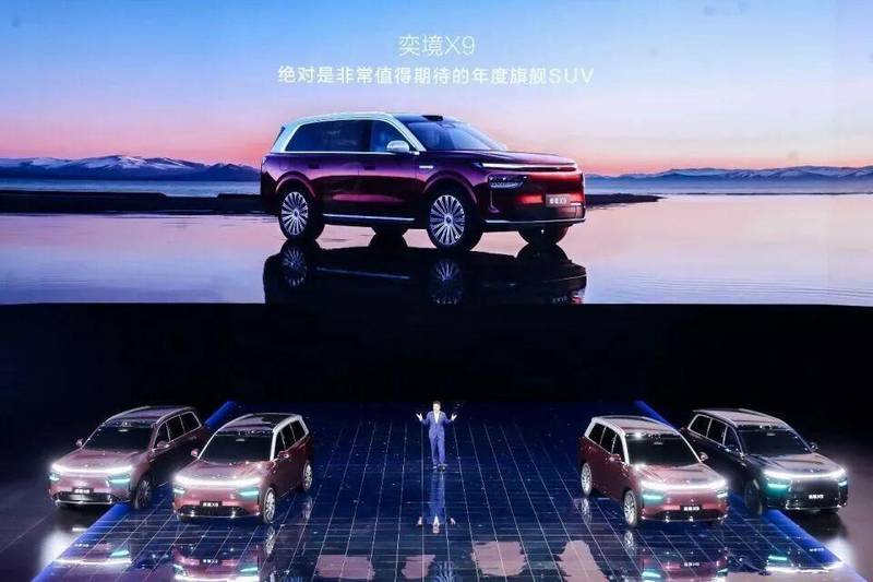  当「全能奶爸车」遇见「科技极客」：一个中产家庭的选车纠结与最终答案 汽车科技 当「全能奶爸车」遇见「科技极客」：一个中产家庭的选车纠结与最终答案 汽车科技