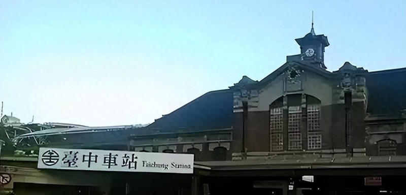  【历史档案解密】两瓶茅台背后的四十年离散：一段被遗忘的两岸亲情编年史 文化旅游 【历史档案解密】两瓶茅台背后的四十年离散：一段被遗忘的两岸亲情编年史 文化旅游